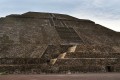 Teotihuacan - pyramida Slunce